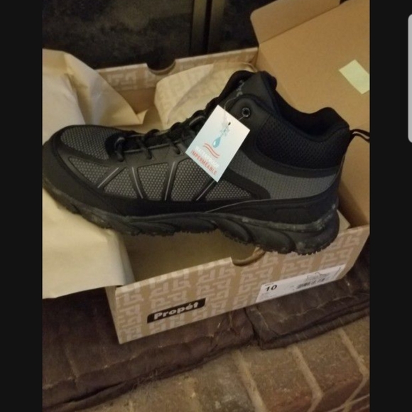 Work Boots and Hiking Boots - Still Have Lots Of Sizes - Picture 6 of 10